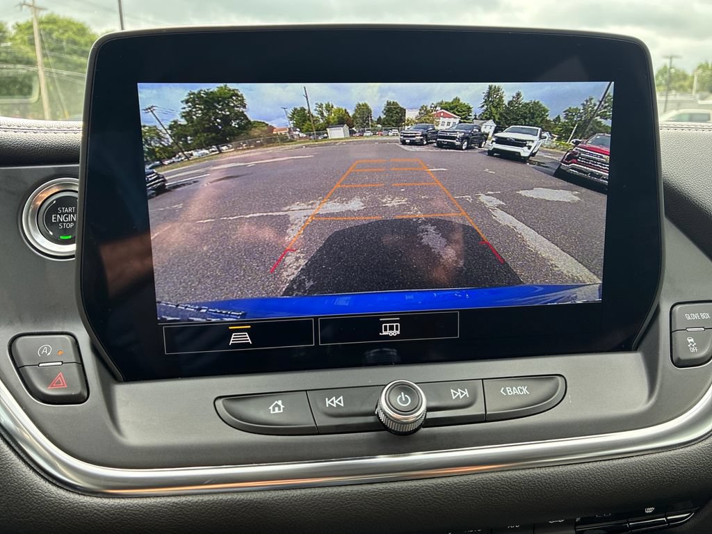 Used 2025 Chevrolet Blazer LT AWD/4WD image 17