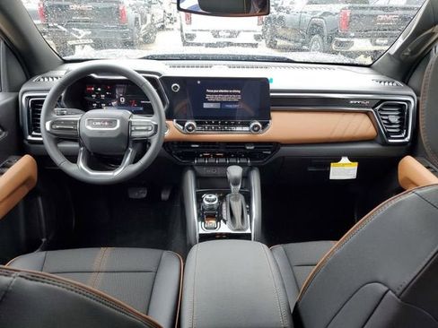 New 2026 GMC Canyon AT4 AWD/4WD image 12