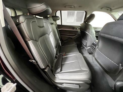 Used 2023 Jeep Grand Cherokee L Limited image 28