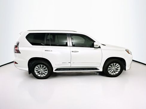 Used 2018 Lexus GX 460 Premium w/ Premium Package image 10