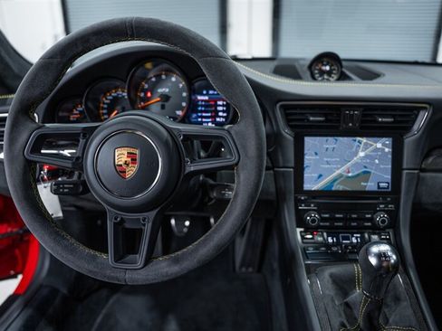 Used 2019 Porsche 911 GT3 RWD image 44