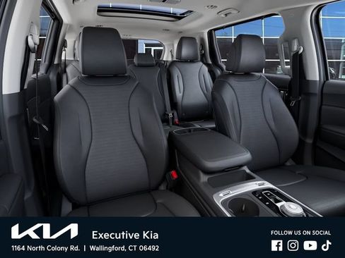 New 2026 Kia Carnival SX Prestige FWD image 15