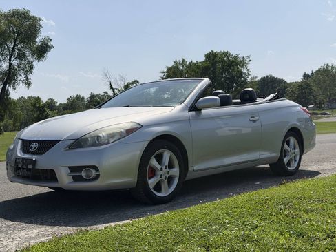 Used 2007 Toyota Solara SLE FWD image 2
