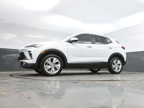 Used 2025 Buick Encore GX Preferred image 33