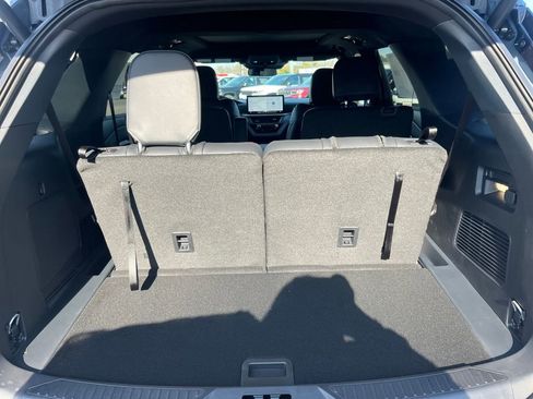 New 2026 Ford Explorer ST-Line w/ ST-Line Street Pack image 27