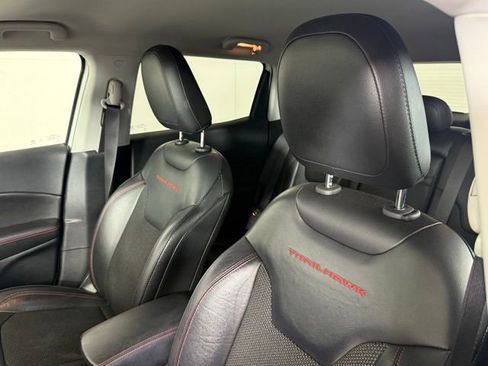 Used 2019 Jeep Compass Trailhawk AWD/4WD image 17
