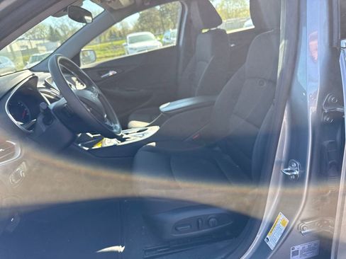 Used 2024 Chevrolet Malibu LT FWD image 6