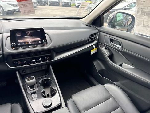 New 2026 Nissan Rogue Dark Armor AWD/4WD image 19