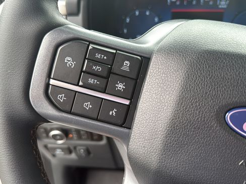 Used 2025 Ford F150 Lariat w/ Equipment Group 502A High AWD/4WD image 16