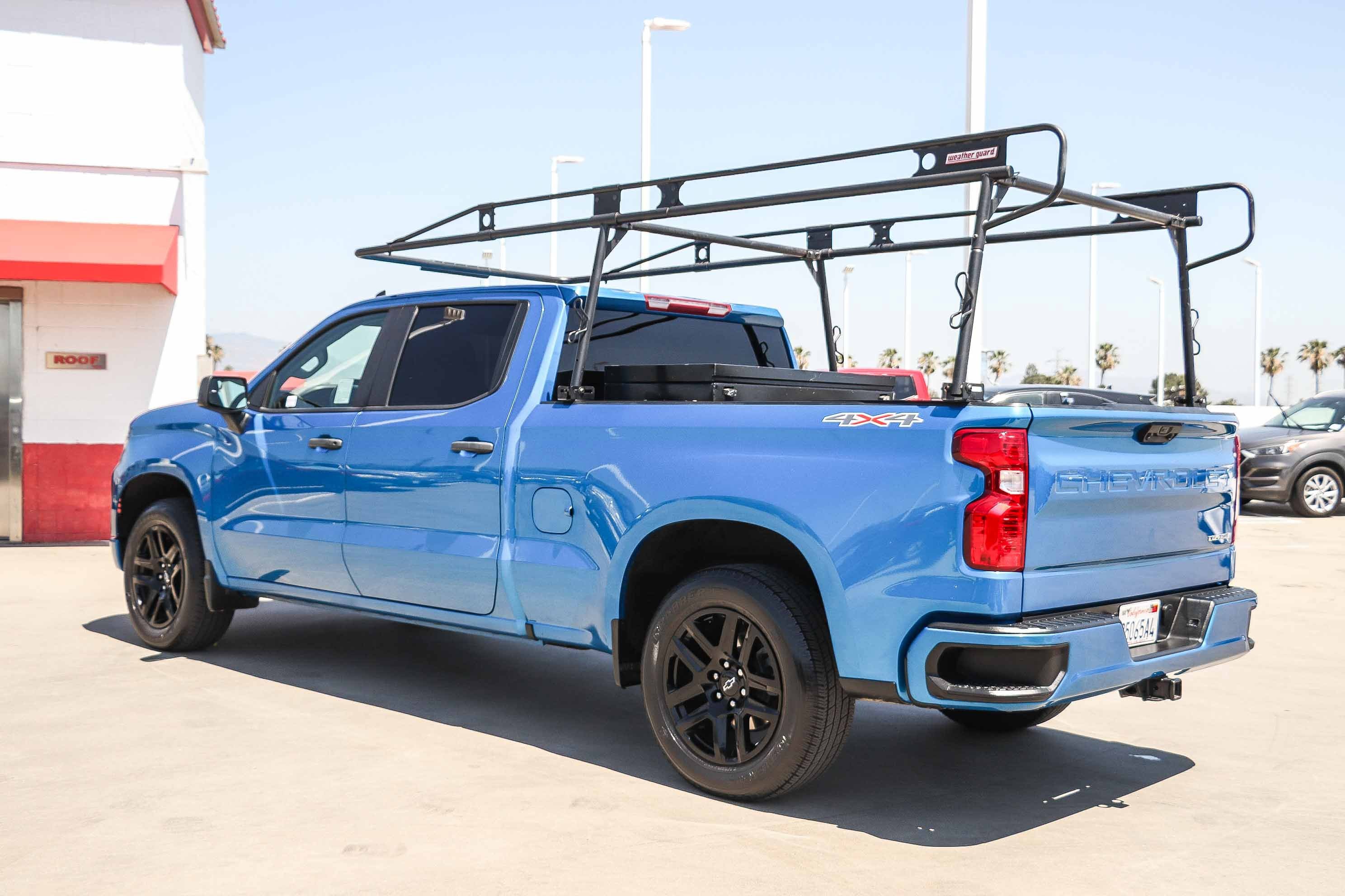 Used 2023 Chevrolet Silverado 1500 Custom AWD/4WD image 5