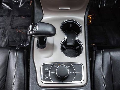 Used 2015 Jeep Grand Cherokee Limited AWD/4WD image 21