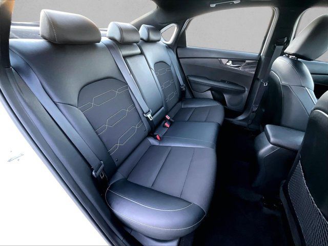 Used 2024 Kia Forte GT-Line w/ GT-Line Premium Package FWD image 29