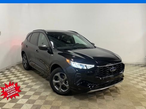 Used 2024 Ford Escape ST-Line w/ Tech Pack #1 image 3