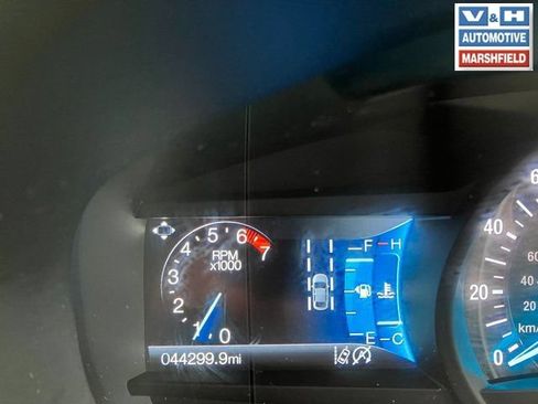 Used 2024 Ford Edge Titanium AWD/4WD image 5