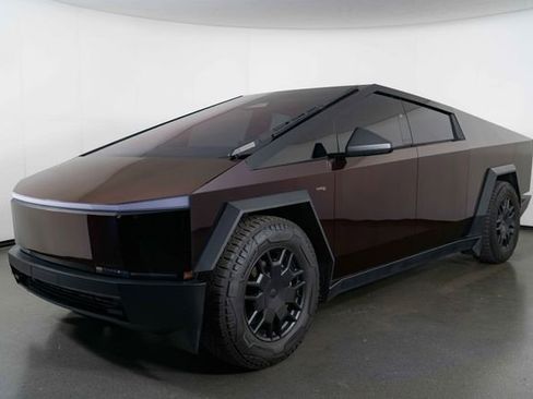 Used 2024 Tesla Cybertruck Cyberbeast AWD/4WD image 4