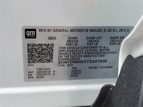 New 2026 Chevrolet Equinox EV LT image 16