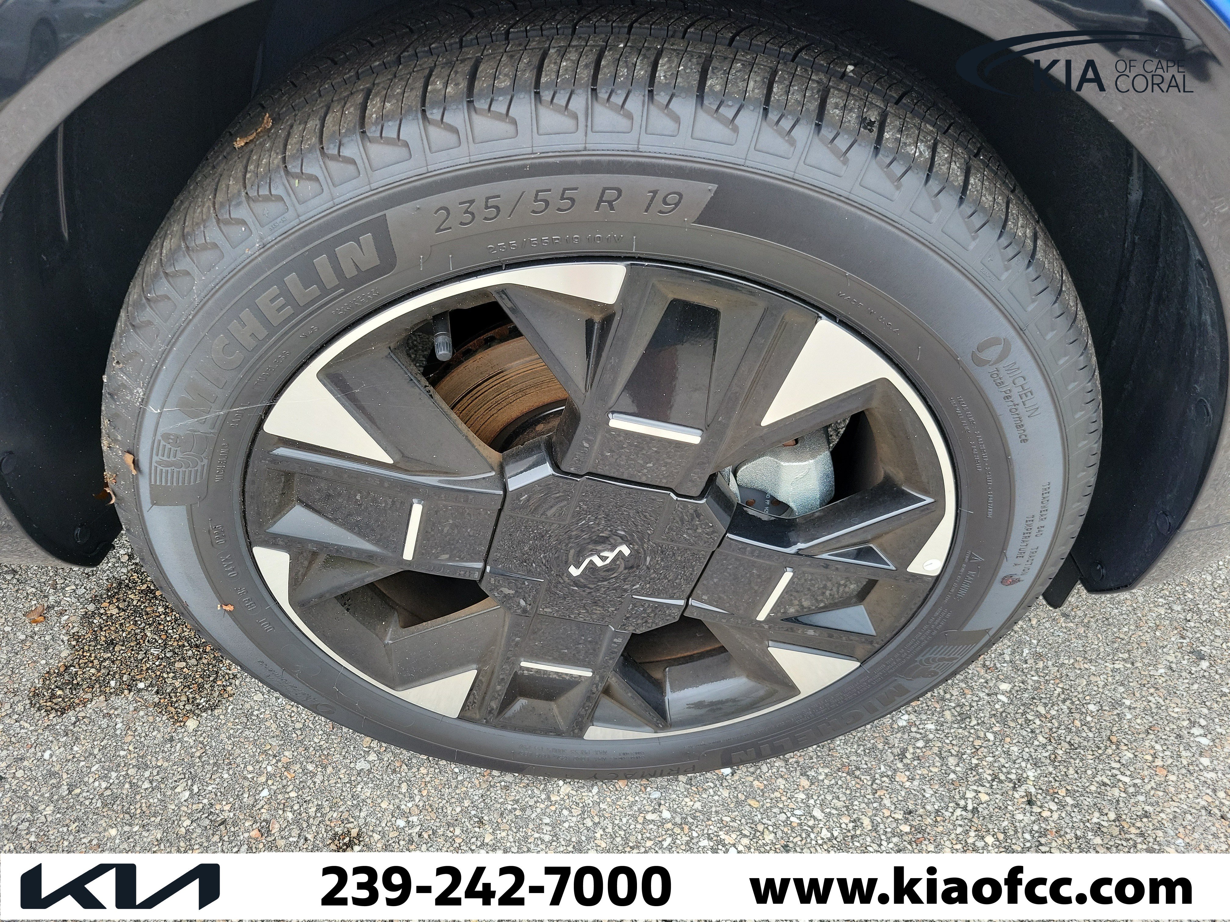 New 2026 Kia Sportage SX FWD image 9