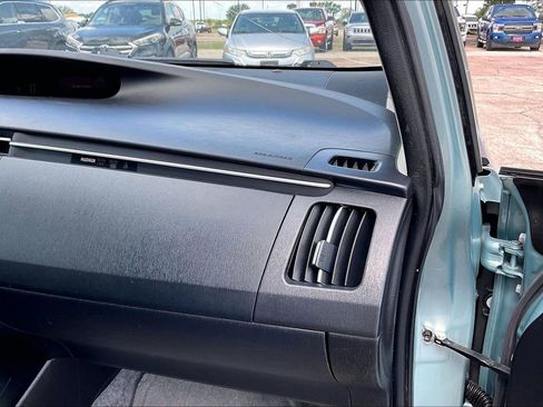 Used 2012 Toyota Prius Two FWD image 21