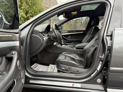 Used 2009 Audi S8 AWD/4WD image 13