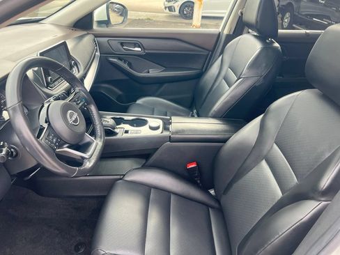 Used 2023 Nissan Rogue SV w/ SV Premium Package AWD/4WD image 4
