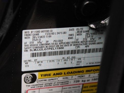 Used 2023 Lincoln Navigator Reserve image 28