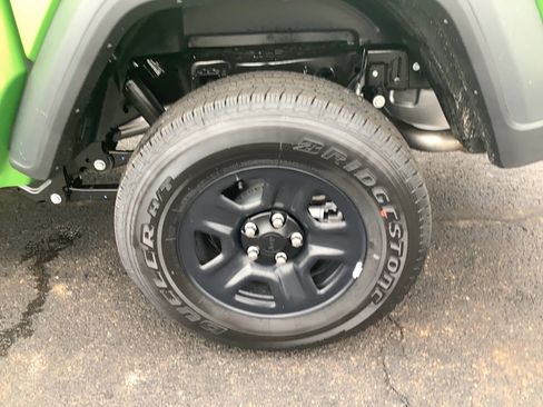 New 2026 Jeep Gladiator Sport image 8