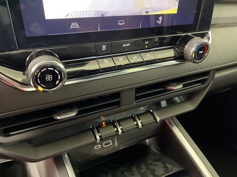 Certified 2023 Chevrolet Colorado Trail Boss image 29