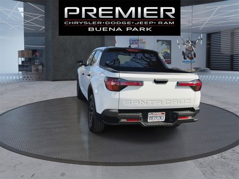 Used 2022 Hyundai Santa Cruz SEL image 6