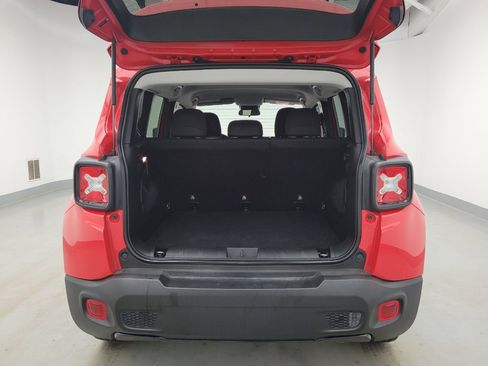 Used 2020 Jeep Renegade Altitude image 29