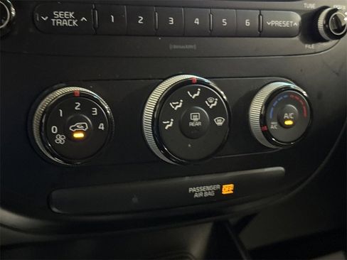 Used 2018 Kia Soul image 14