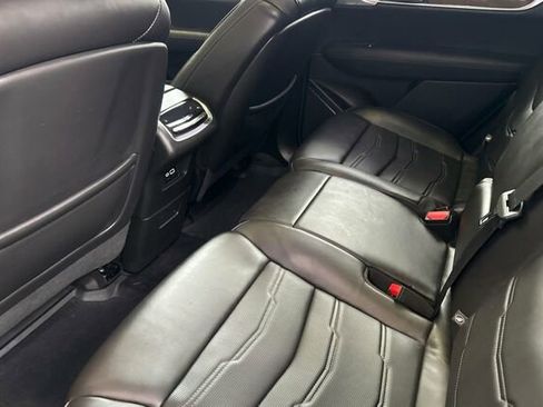 Certified 2024 Cadillac XT6 Sport w/ Platinum Package image 12