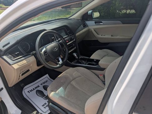 Used 2019 Hyundai Sonata SE FWD image 4