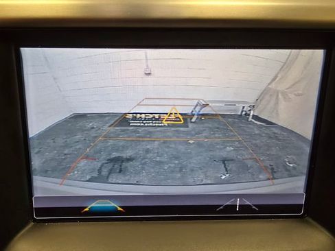 Used 2019 GMC Acadia SLT image 23