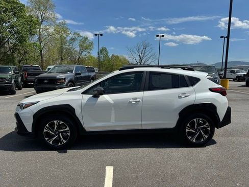 Used 2025 Subaru Crosstrek 2.0i Premium AWD/4WD image 4