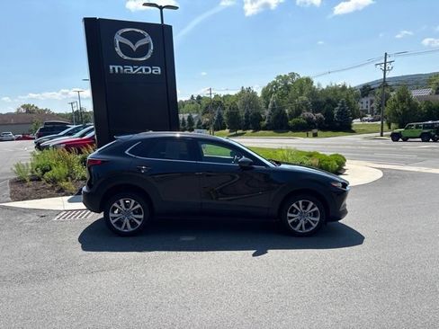 Used 2023 MAZDA CX-30 AWD 2.5 S w/ Premium Package image 18