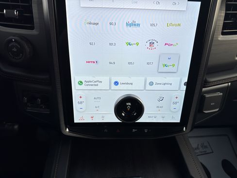 Used 2024 Ford Expedition Max Platinum image 26