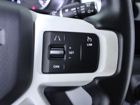 Used 2023 Land Rover Defender 110 S AWD/4WD image 21