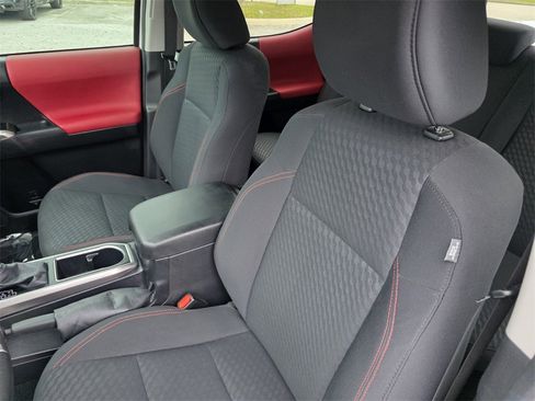 Used 2021 Toyota Tacoma SR5 image 11