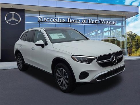 New 2026 Mercedes-Benz GLC 300 4MATIC image 1