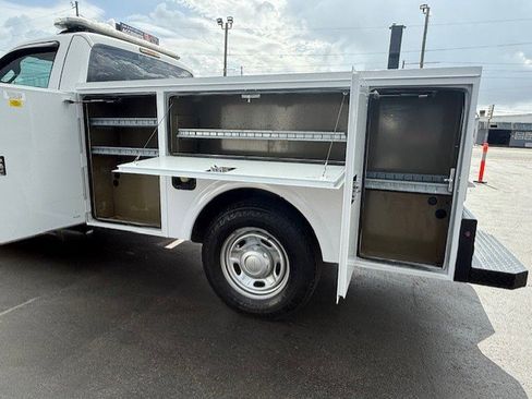 Used 2014 Ford F250 XL w/ Power Equipment Group image 11