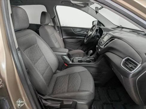 Used 2018 Chevrolet Equinox LT FWD image 23