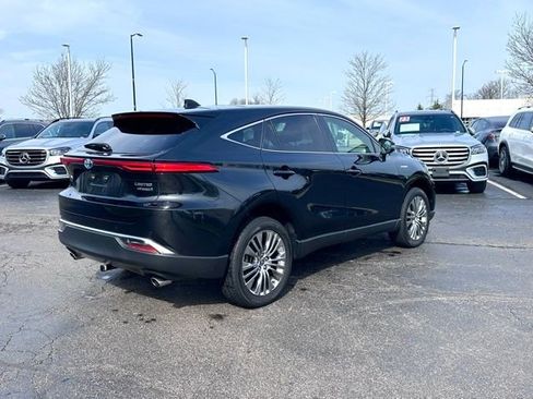 Used 2021 Toyota Venza Limited w/ Advanced Technology Package image 9