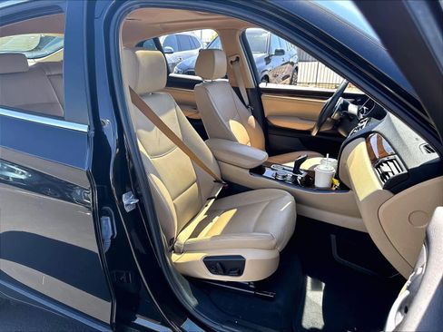 Used 2017 BMW X4 xDrive28i AWD/4WD image 30