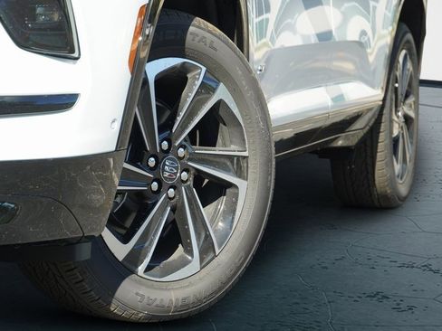 New 2026 Buick Enclave Sport Touring w/ Super Cruise Package FWD image 3
