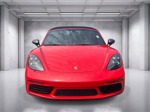 Used 2021 Porsche 718 Boxster RWD image 8