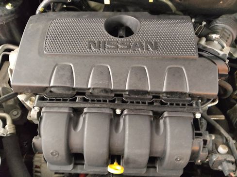 Used 2018 Nissan Sentra SV FWD image 30