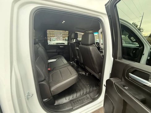 Used 2023 GMC Sierra 2500 Pro w/ Convenience Package image 24