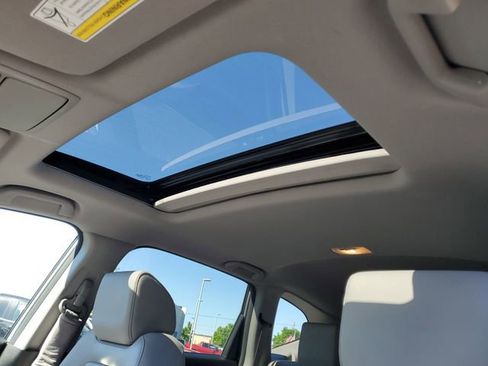 Used 2022 Honda CR-V Touring image 19