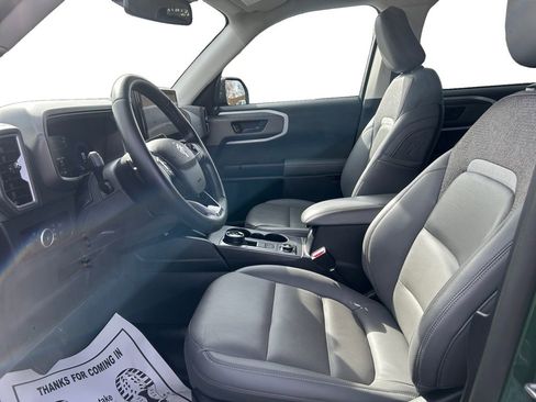 Used 2025 Ford Bronco Sport Badlands image 10