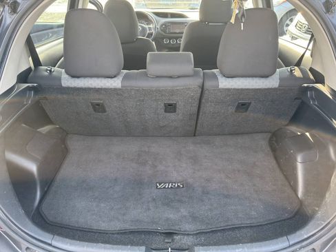 Used 2017 Toyota Yaris L w/ Carpet Mat Package FWD image 14